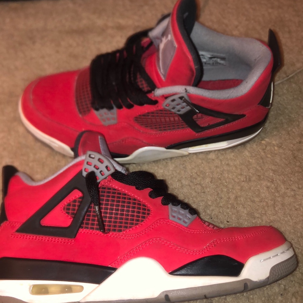 Jordan 4 Toros